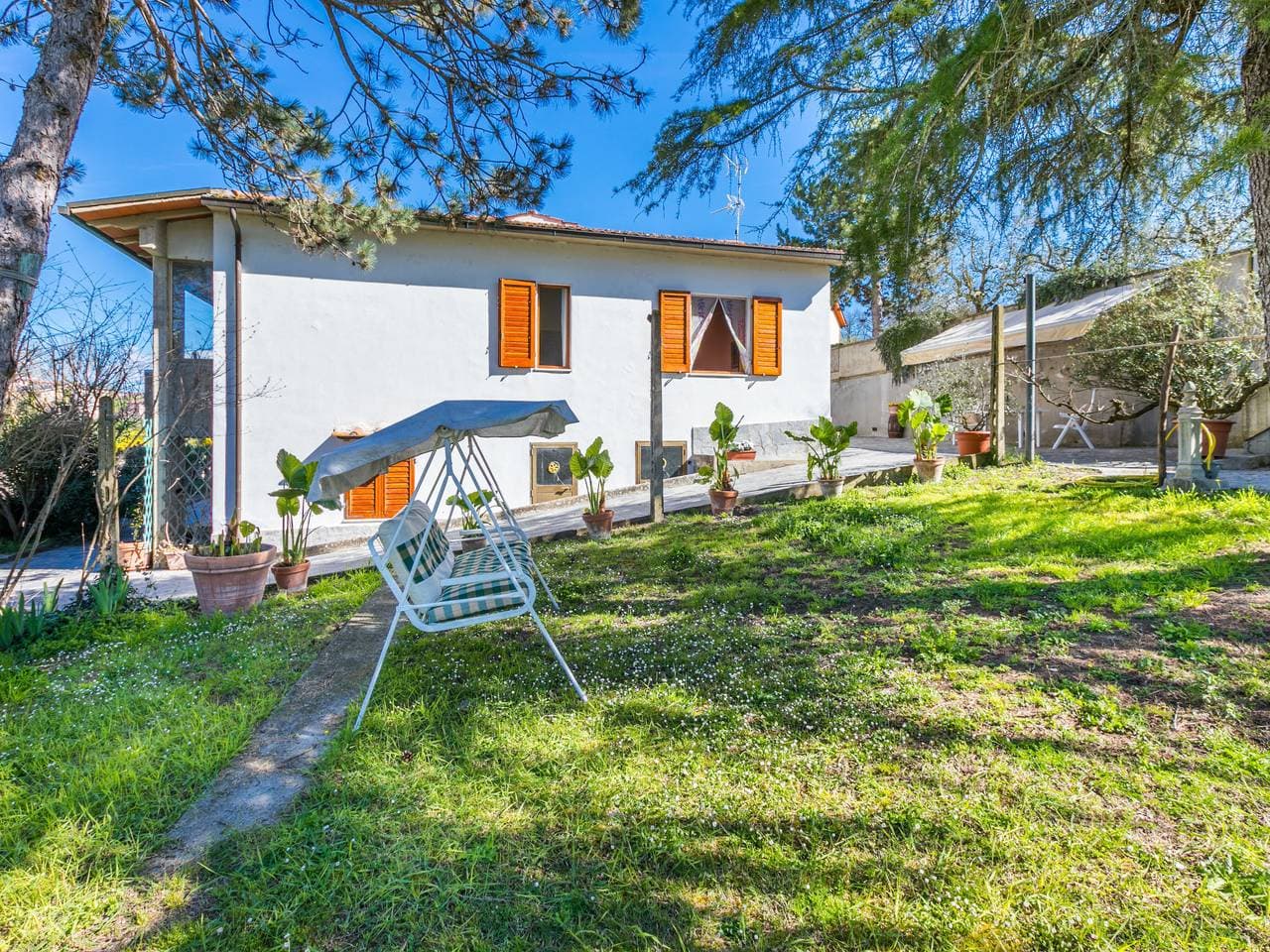 Pogi 2 km von Bucine: Freistehendes Haus La Casa del Ponte Romano 1