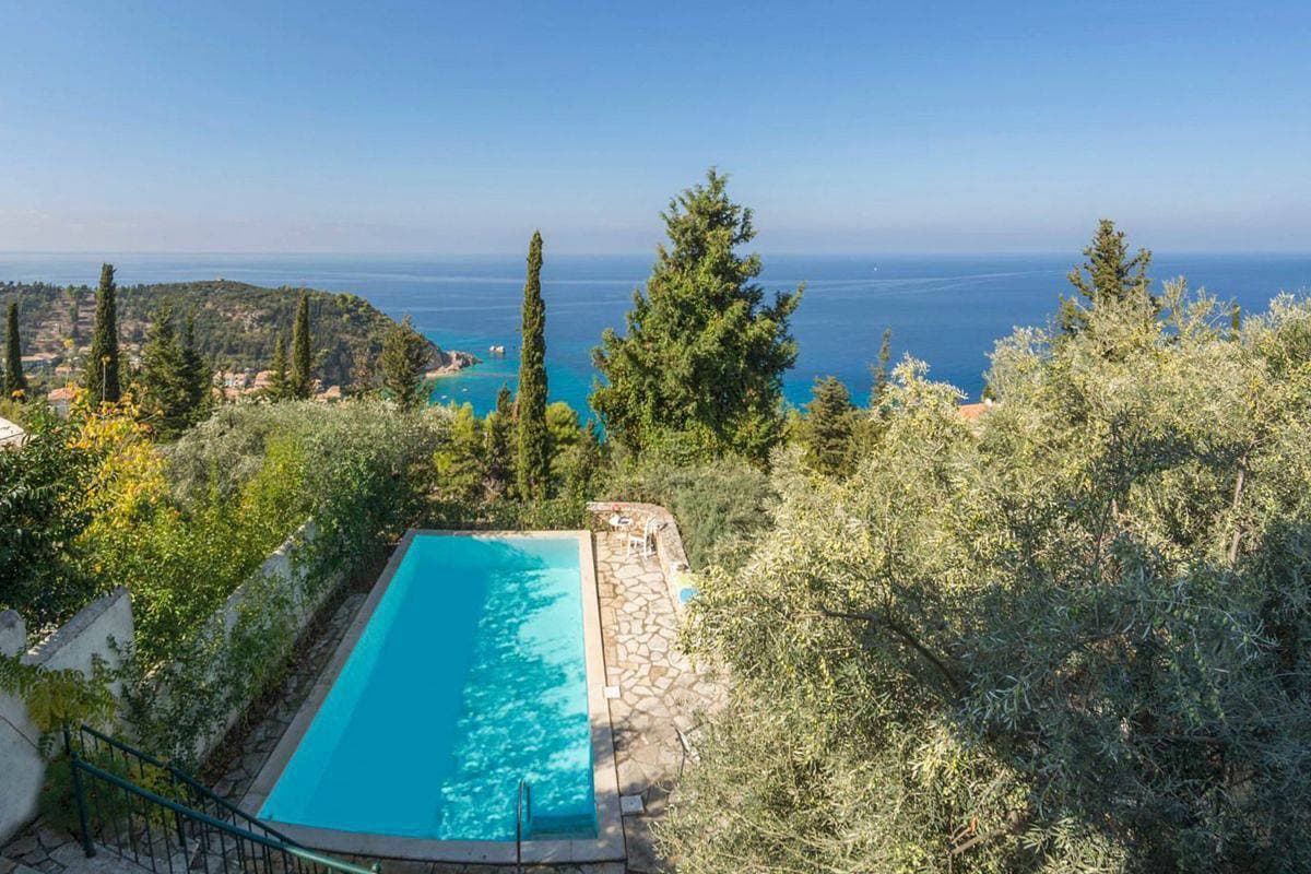 Villa 1