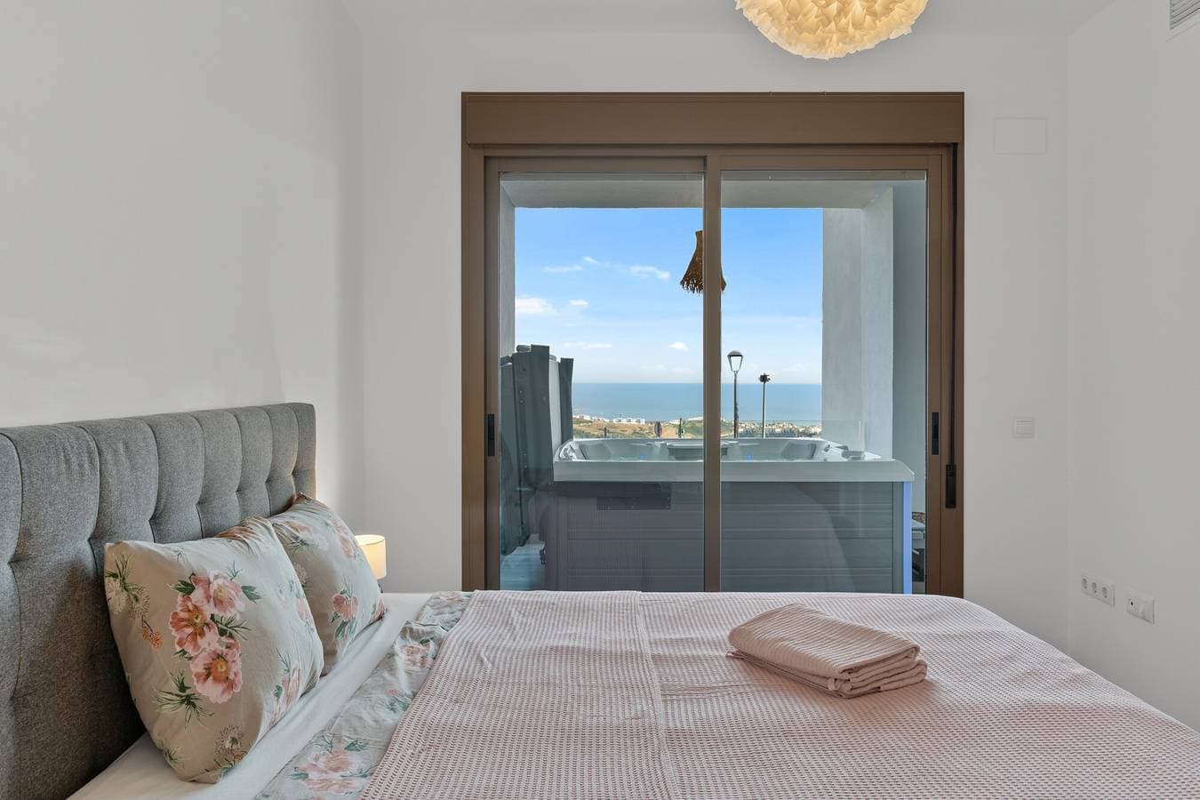 Foto 8 von 21: Privates Jacuzzi-Apartment für romantische Auszeiten in Riviera del Sol, Mijas