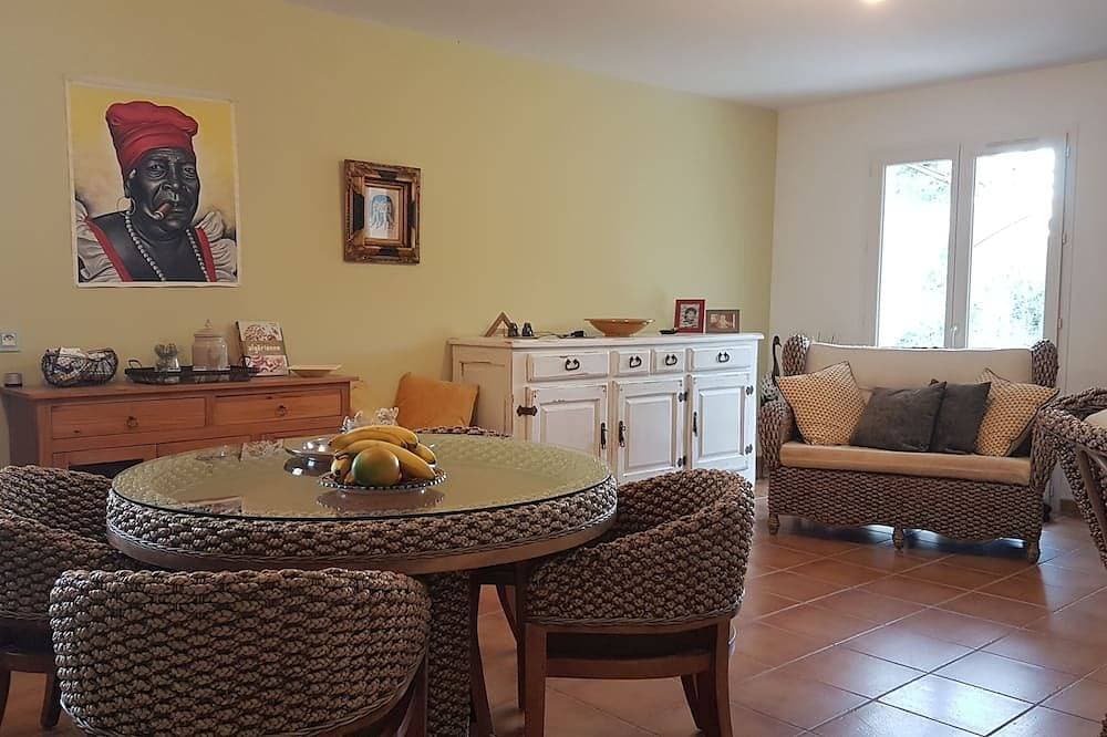 Foto 9 von 30: Sonderangebot Schöne klimatisierte Villa Schwimmbad Dreieck Arles Nimes Avignon