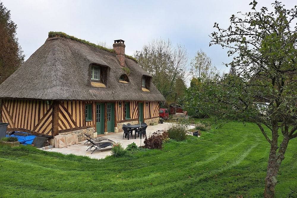 Foto 11 von 19: Authentic thatched cottage near Honfleur