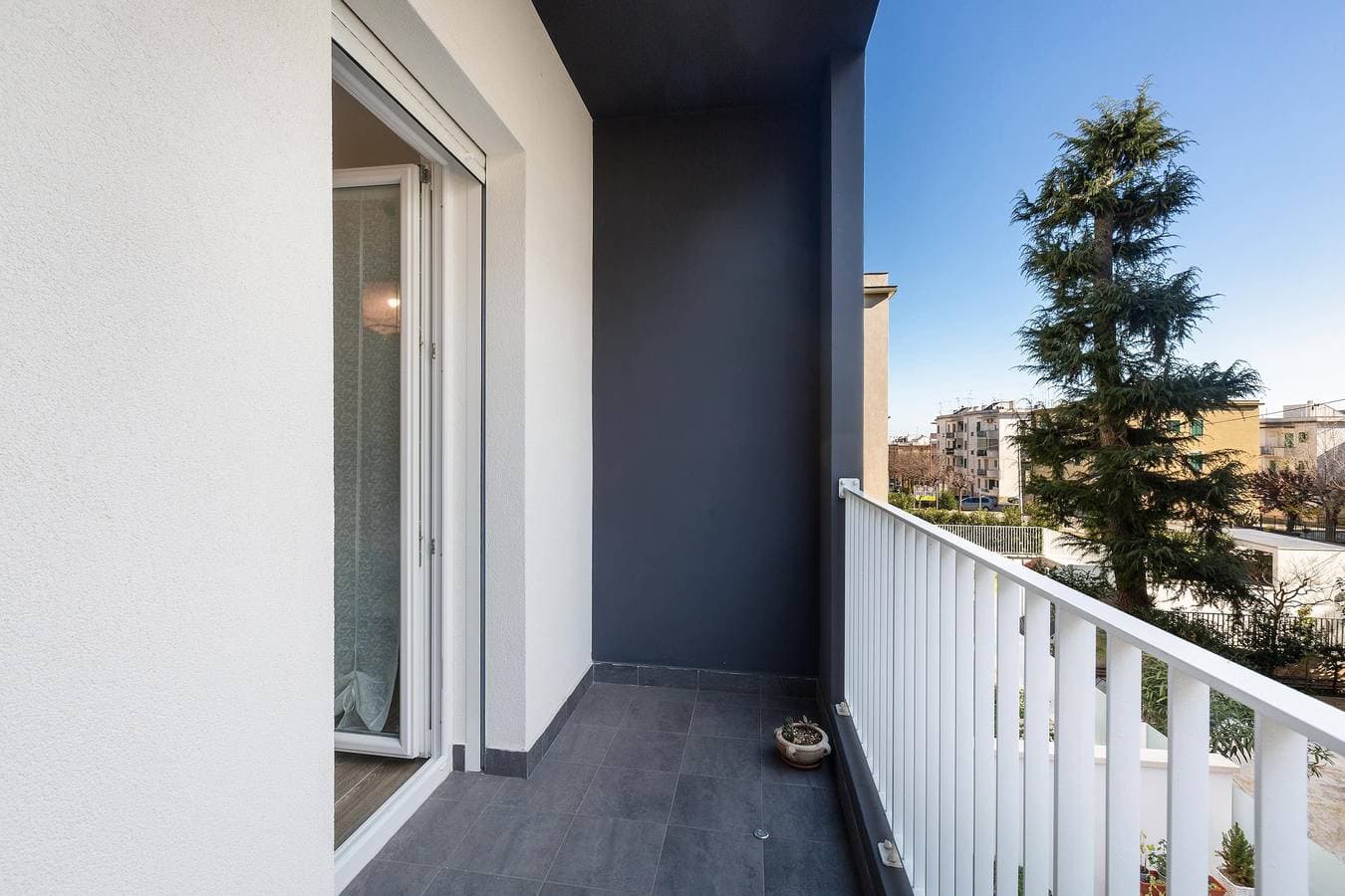 Foto 12 von 26: Ferienwohnung für 4 Personen mit Balkon