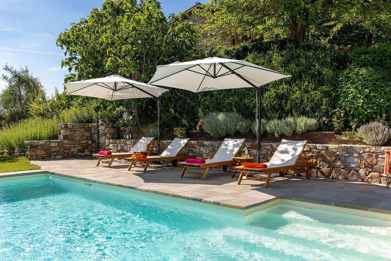 Foto 2 von 69: Villa für 8 Personen mit Pool