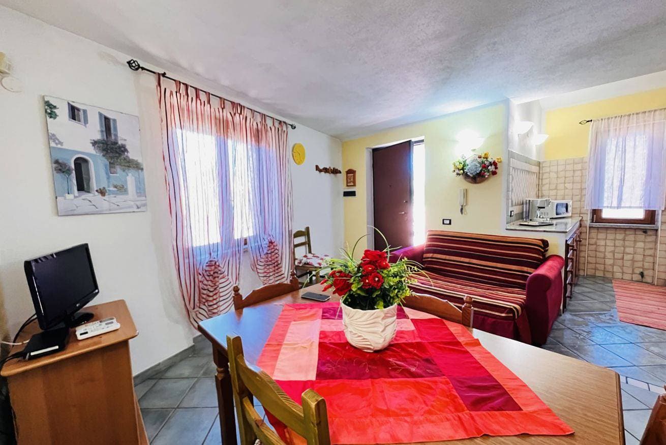 Foto 8 von 58: Ferienwohnung für 8 Personen mit Balkon/Terrasse