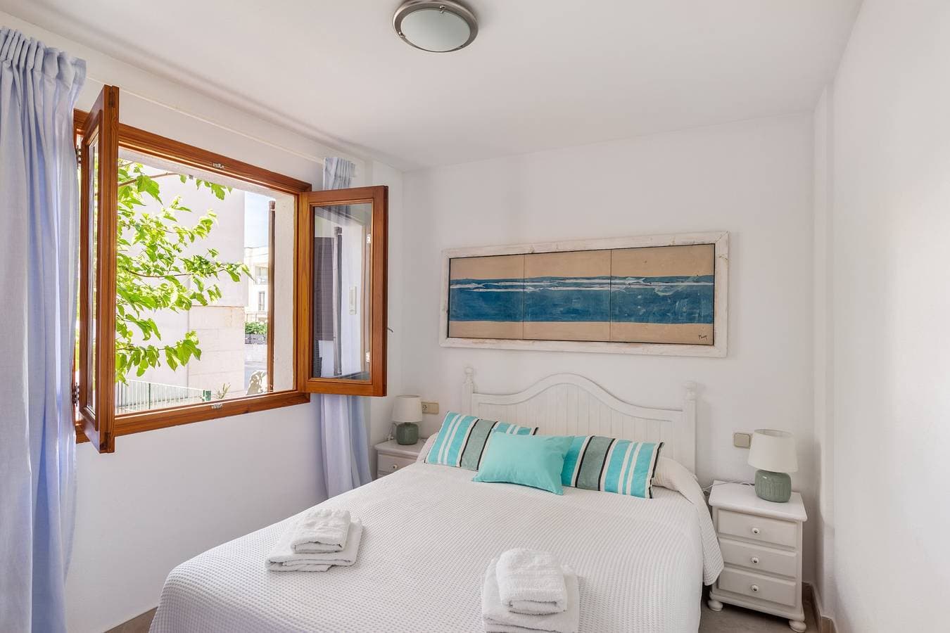 Foto 11 von 26: Ferienwohnung 'Londres 30' mit Meerblick, Wi-Fi und Klimaanlage