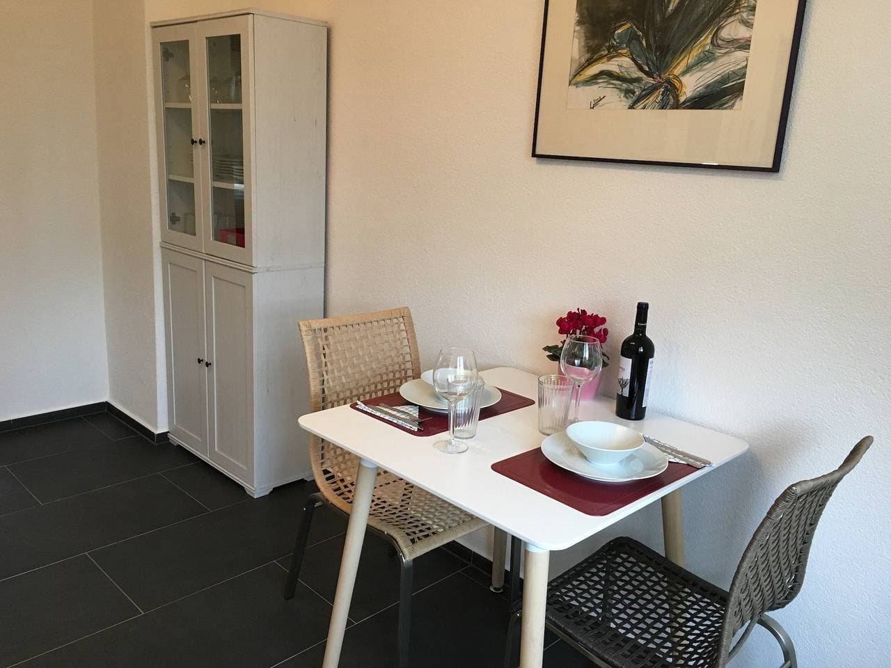 Foto 9 von 12: Ferienwohnung 2 - Unterm Blauregen mit Privatterrasse und Wi-Fi