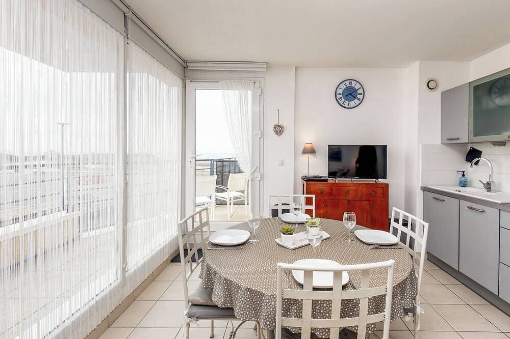 Sea view apartment Kerfissien 1