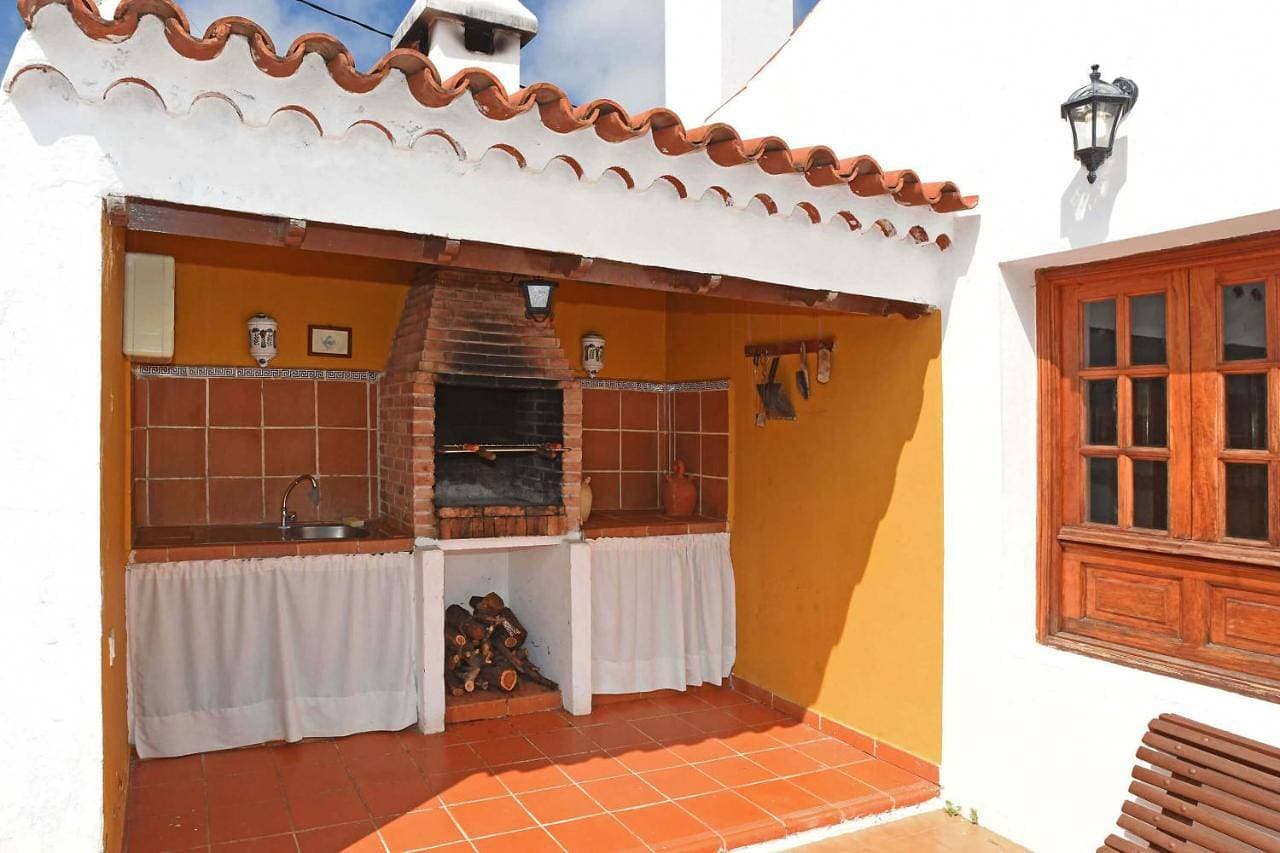 Foto 5 von 5: Three-Bedroom House