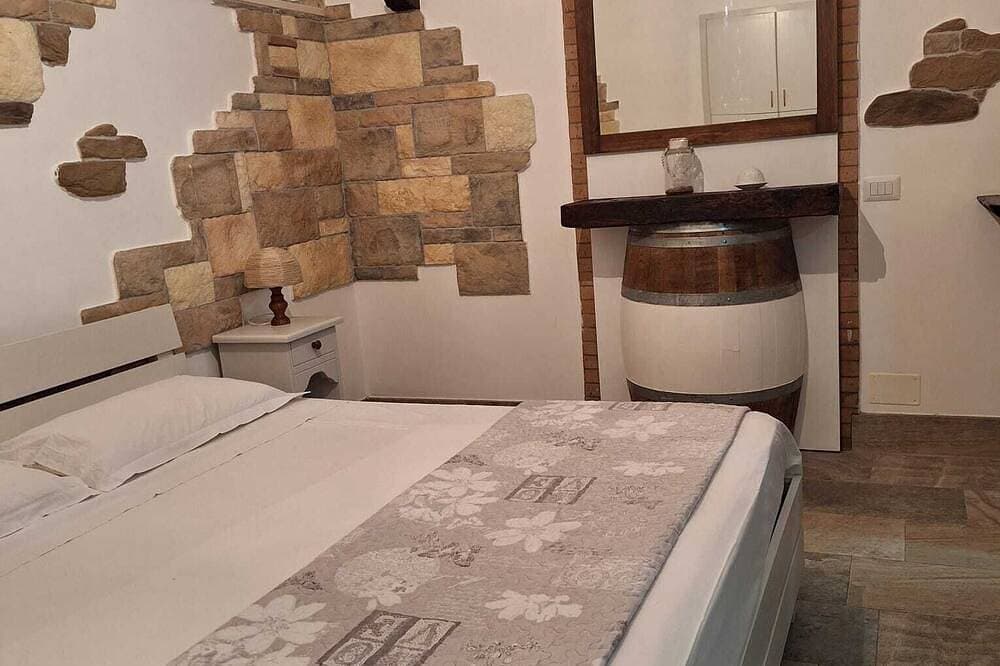 Foto 12 von 30: The Cellar of Sunrise & Sunset