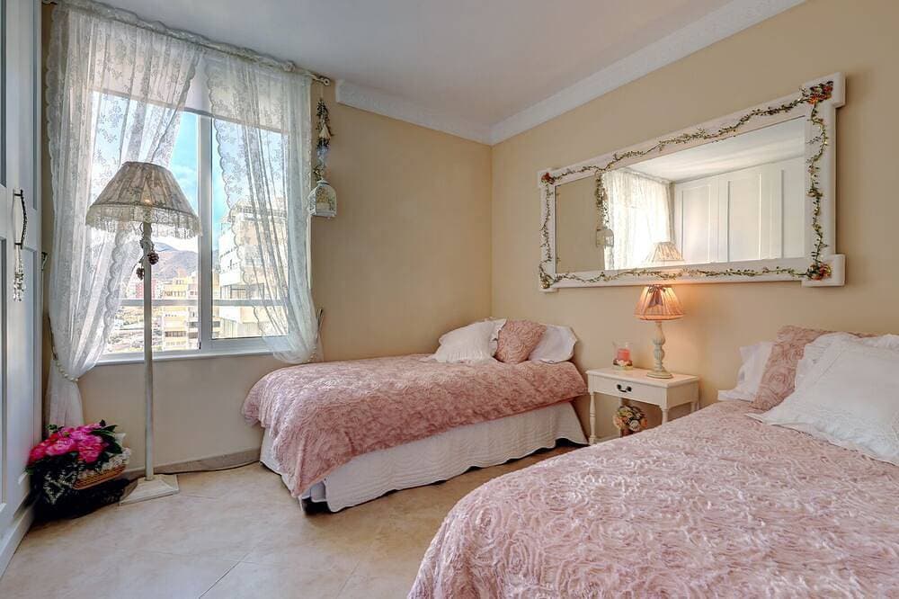 Foto 4 von 30: Apartment-Ensuite mit Bad