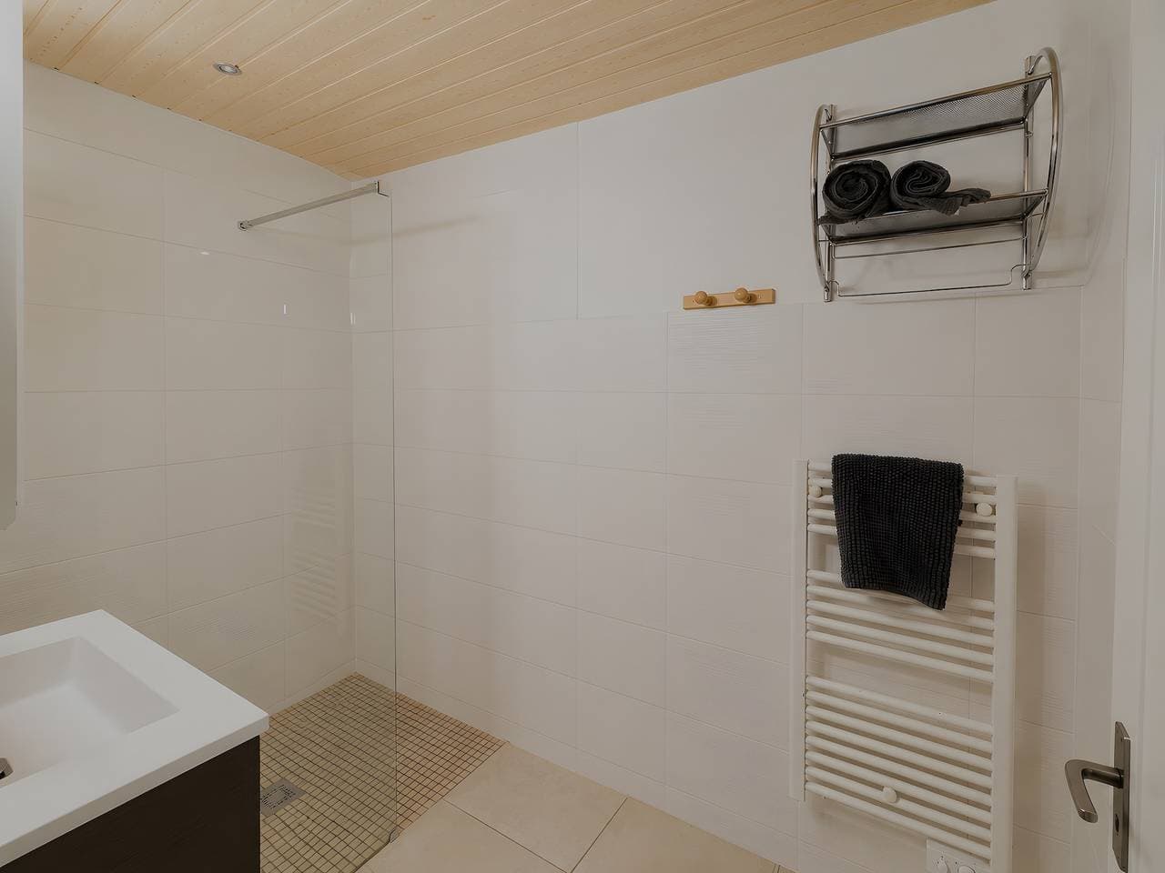 Foto 5 von 17: Ferienwohnung "L'edelweiss" mit Bergblick, privater Terrasse und WLAN