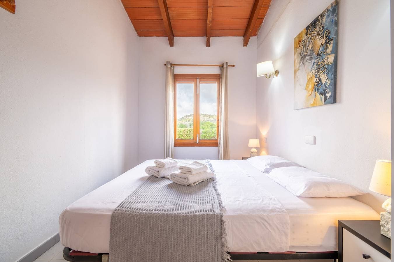 Foto 12 von 27: Finca 'Can Jaume Des Carritxó' mit Bergblick, Wi-Fi und Klimaanlage