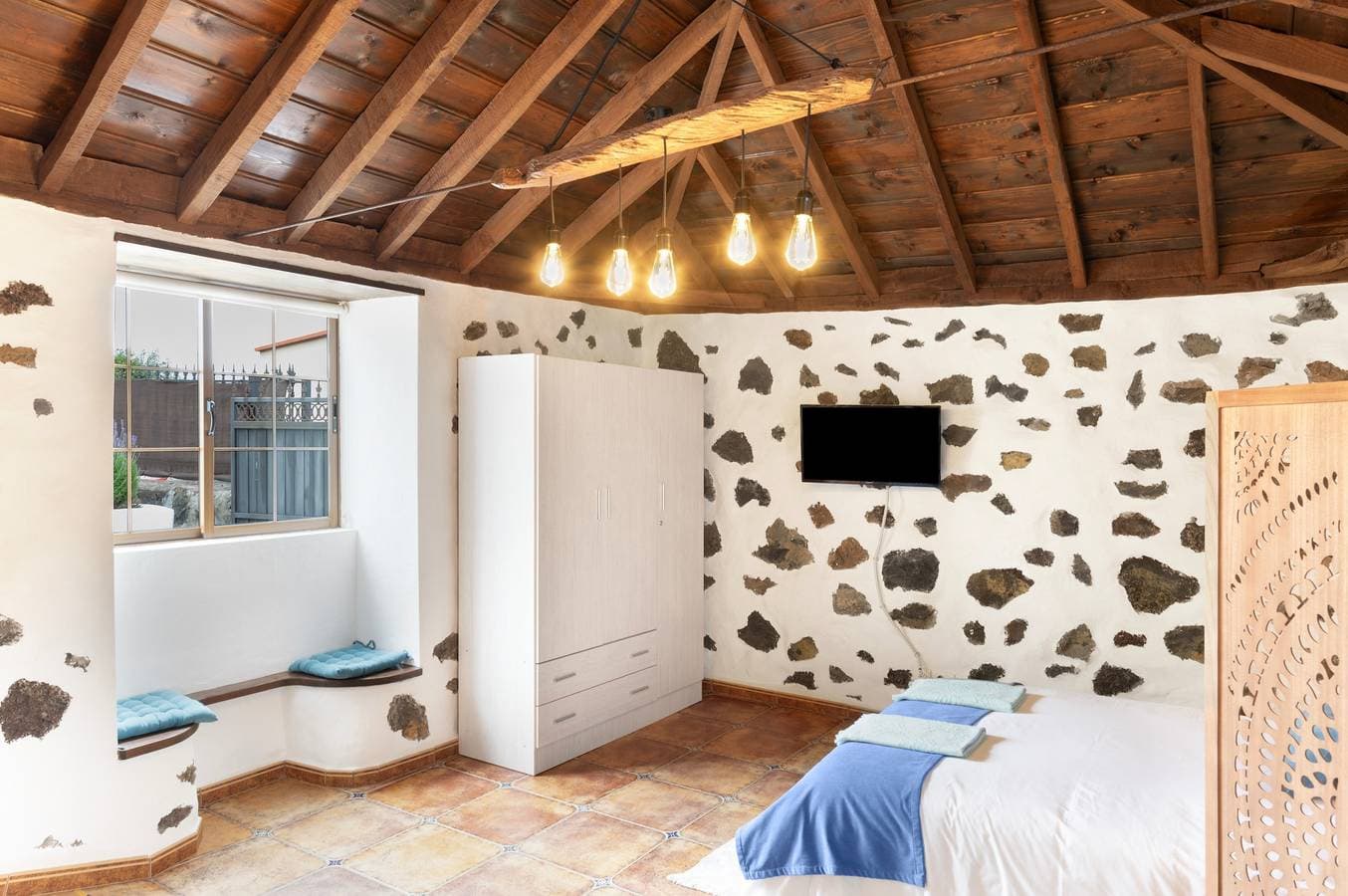 Foto 12 von 25: Ferienhaus 'Estudio Bibi' mit Bergblick und privater Terrasse