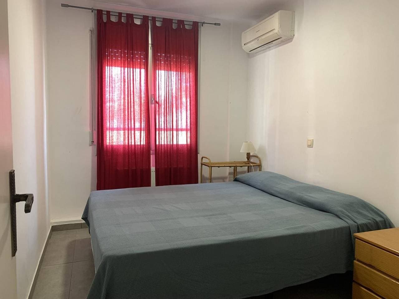 Foto 11 von 25: Meerblick, Pool und Parkplatz – 3-Zi. Apartment mit Klimaanlage in Torredembarra