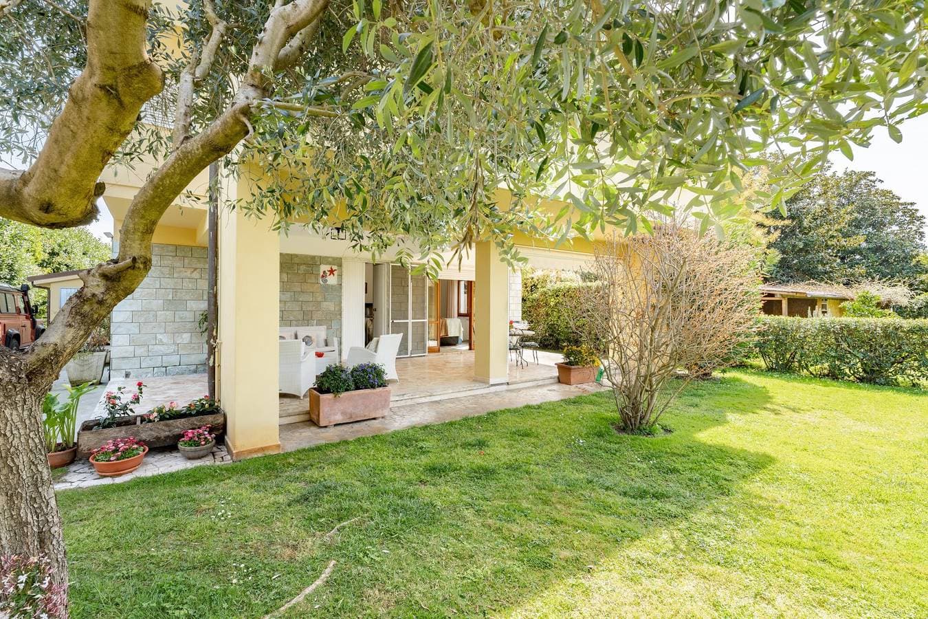 Foto 7 von 29: Ferienhaus "Villa Le Maree di Tonfano" mit Garten, Terrasse & WLAN