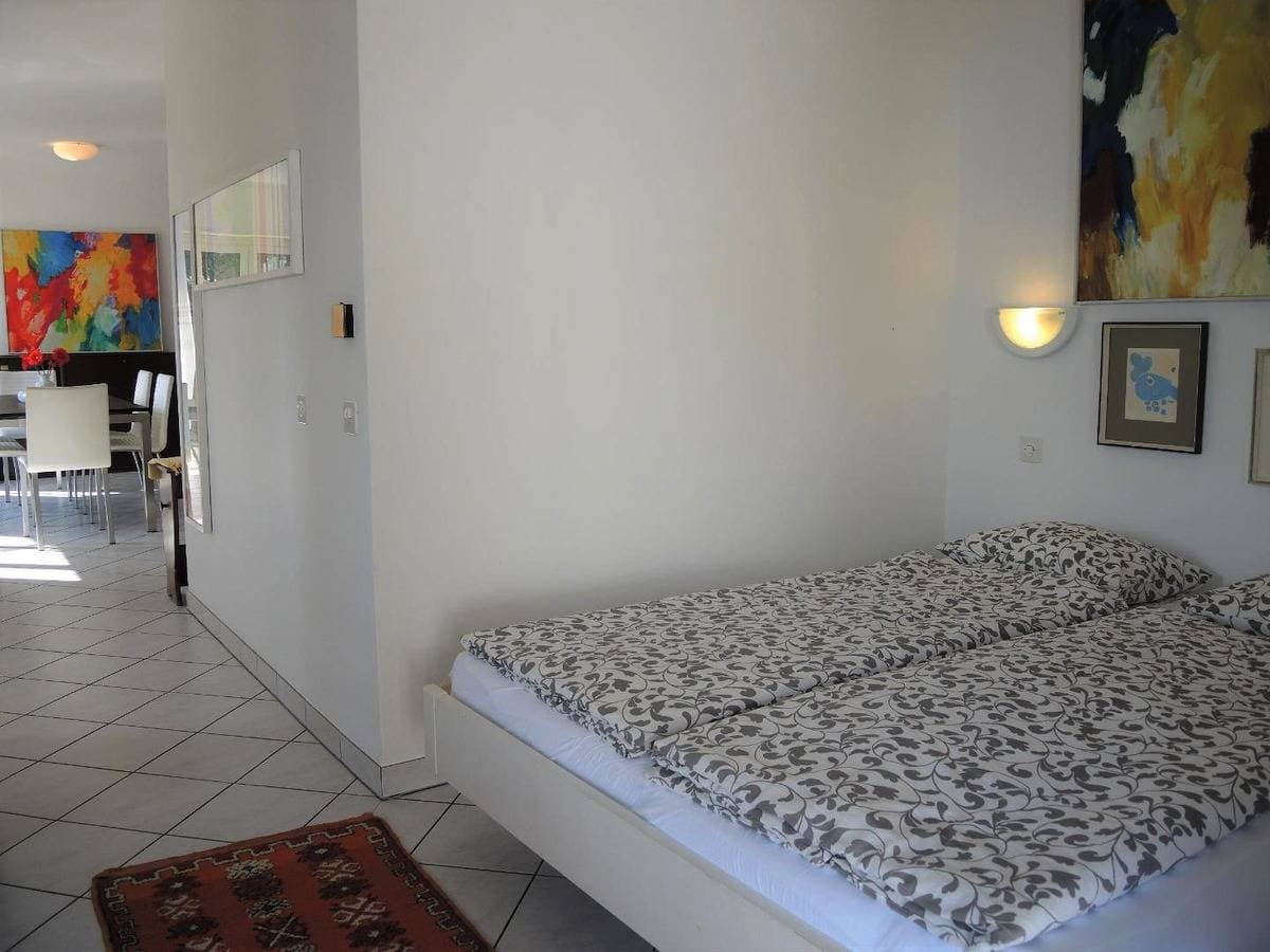 Foto 10 von 30: Sympathisches Ferienhaus mit grosser Terrasse, Panoramablick und Ganztagssonne