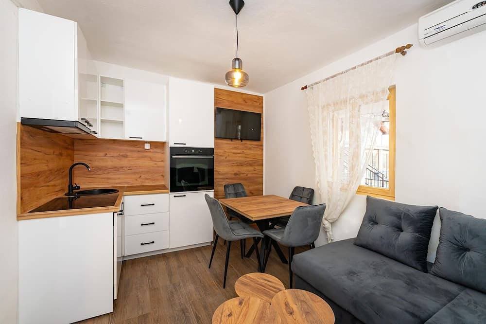 Foto 10 von 24: Tolle 1-Zimmer-Wohnung in Gornji Karin