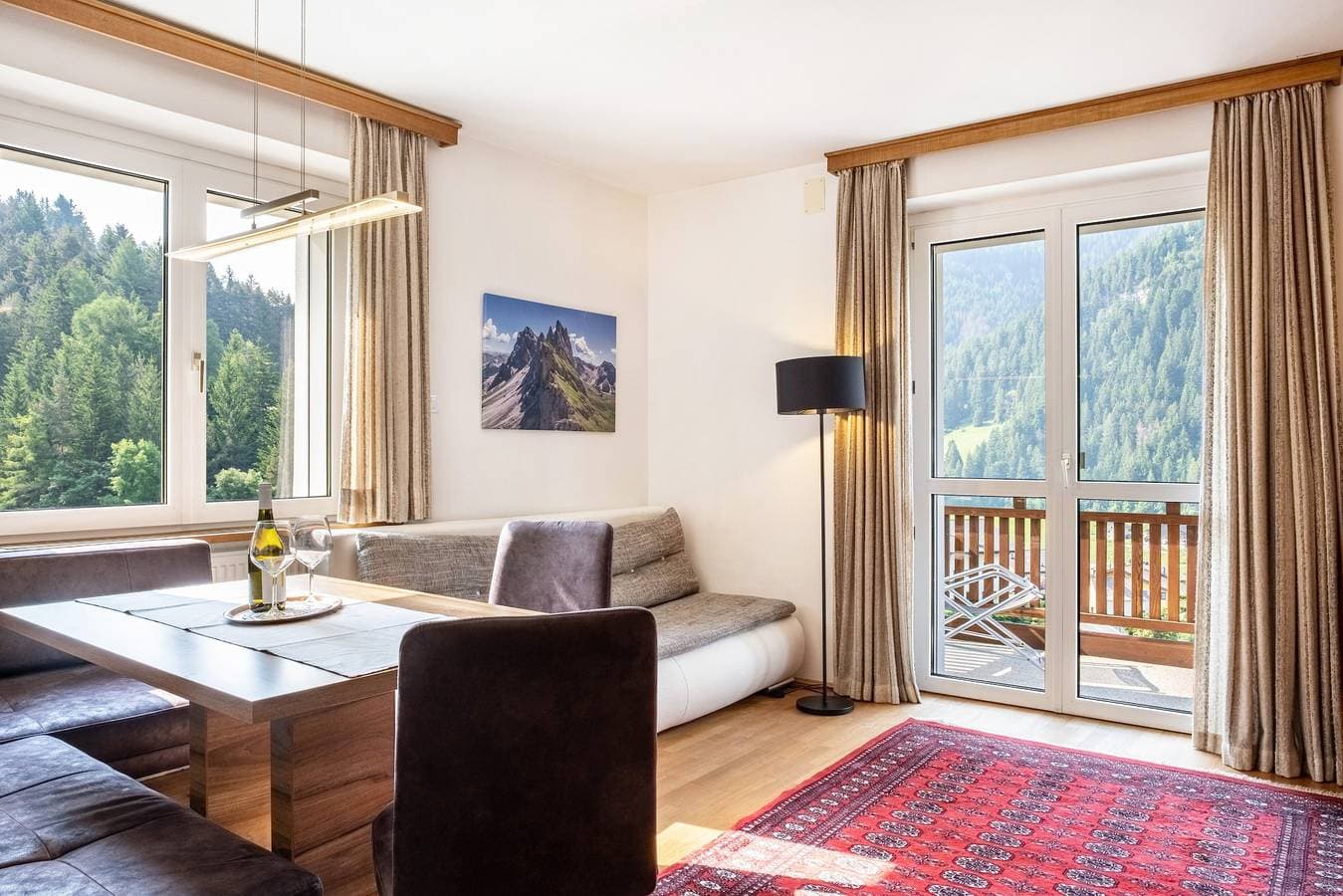 Foto 10 von 29: Ferienwohnung "Salman" mit Bergblick, Balkon und WLAN