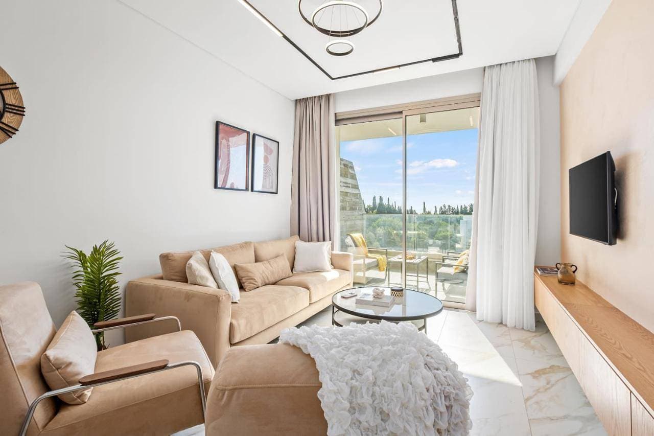 Elite Urban Residence by Nomads 1