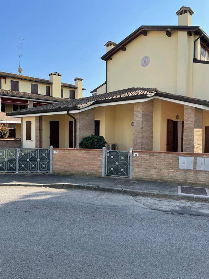 Villino a Lido degli Estensi 1