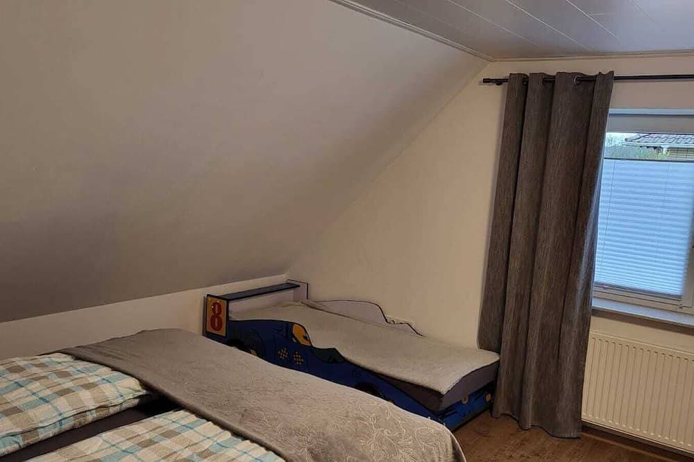 Foto 3 von 18: Geräumige, kinderfreundliche Ferienwohnung im ruhigen Wesertal