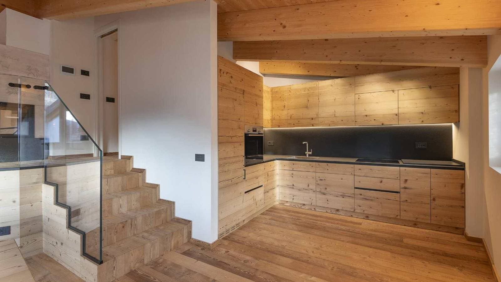 Foto 2 von 31: Rock Art Luxury Attic