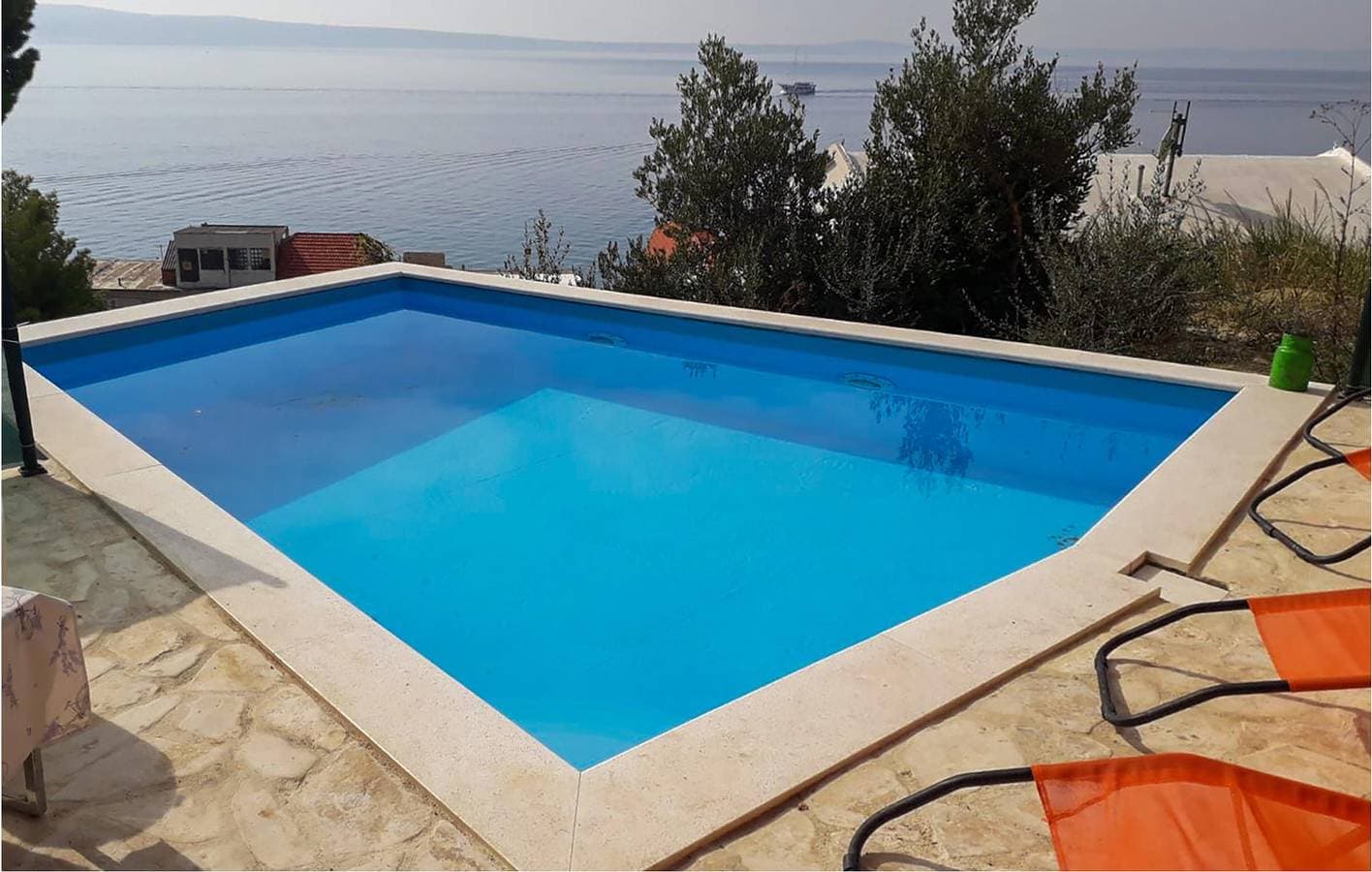 Foto 7 von 22: Urlaub am Meer: Gemütliche Ferienwohnung mit Pool, Terrasse und Parkplatz