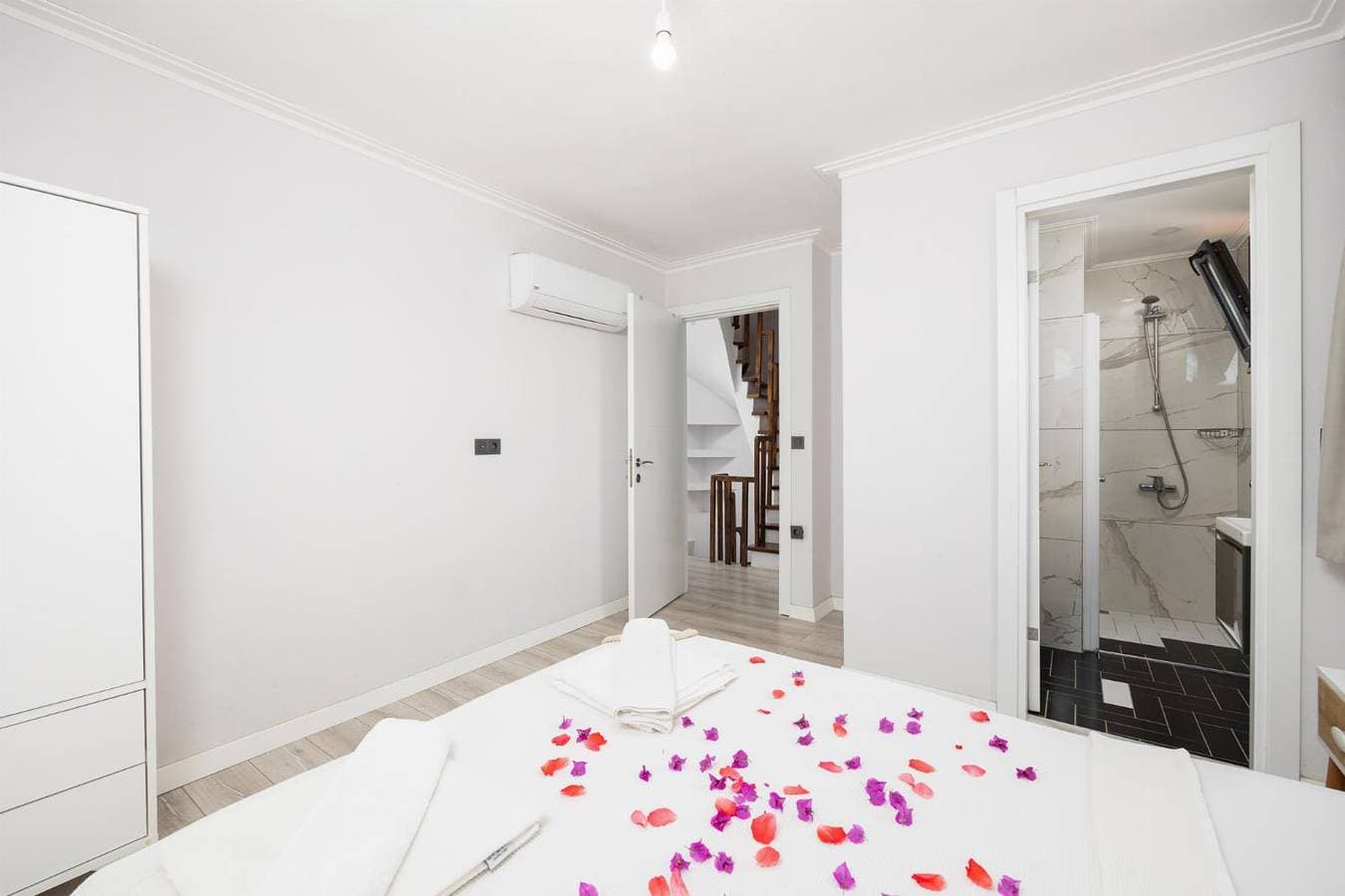 Foto 12 von 30: Villa für 8 Personen mit Meerblick