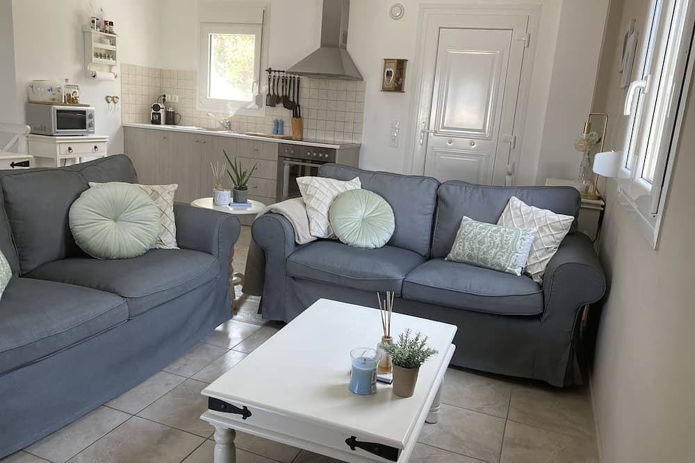 Foto 10 von 22: Detached Holiday Villa with private pool in Loutra, Crete