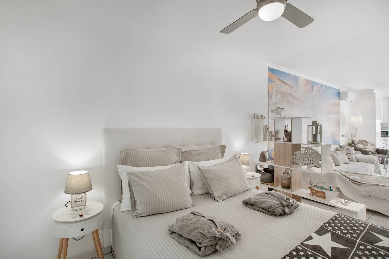 Foto 8 von 31: Ferienstudio 'Estrella Del Mar Amazing Loft Casa' mit Bergblick