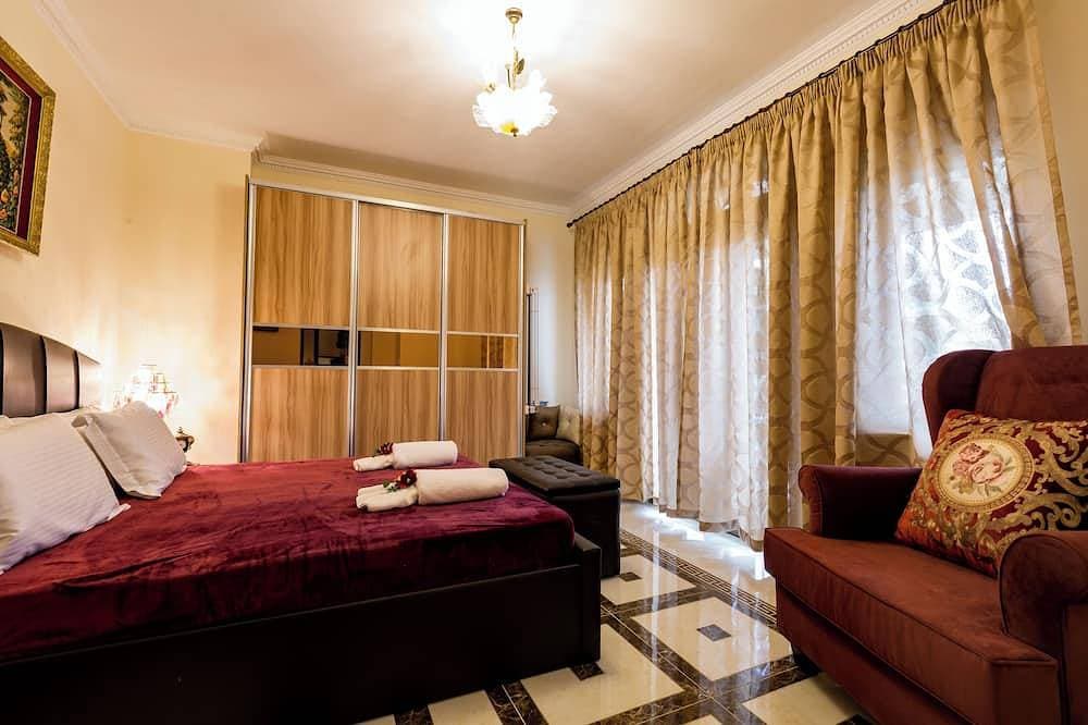 Foto 4 von 30: Argy Beach Front Luxury Villa near Latchi