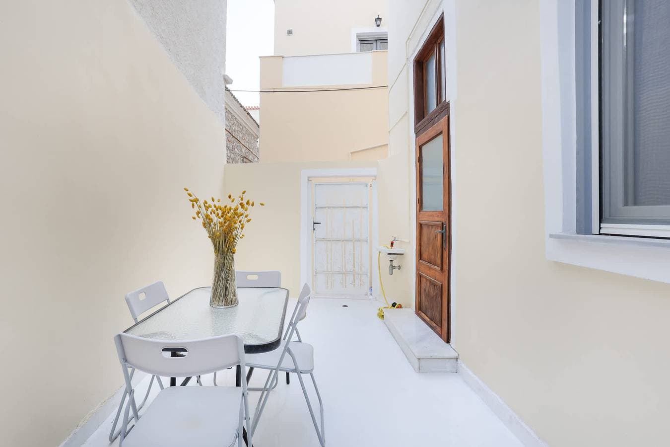 Foto 3 von 39: Classic Villa Alexandra  Ermoupoli-Syros Vaporia
