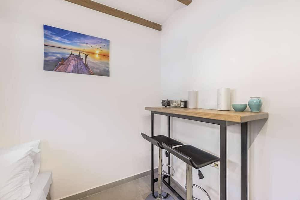 Foto 6 von 23: Ferienhaus mit Pool und Garten direkt neben dem Strand