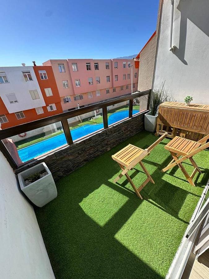 Golden Apartment 1