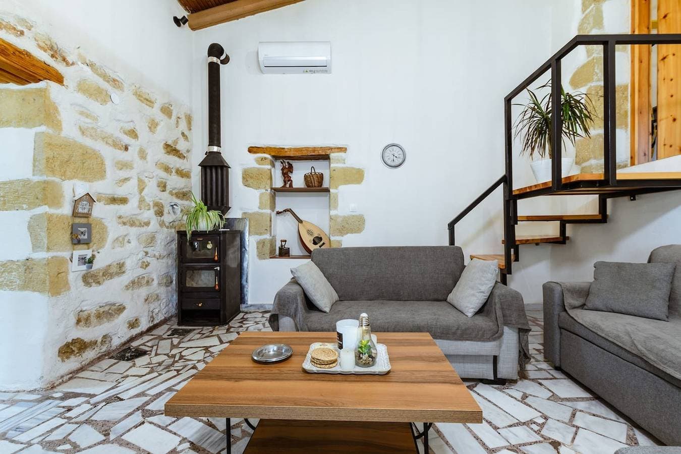 Foto 4 von 46: Ferienhaus für 4 Personen mit Terrasse