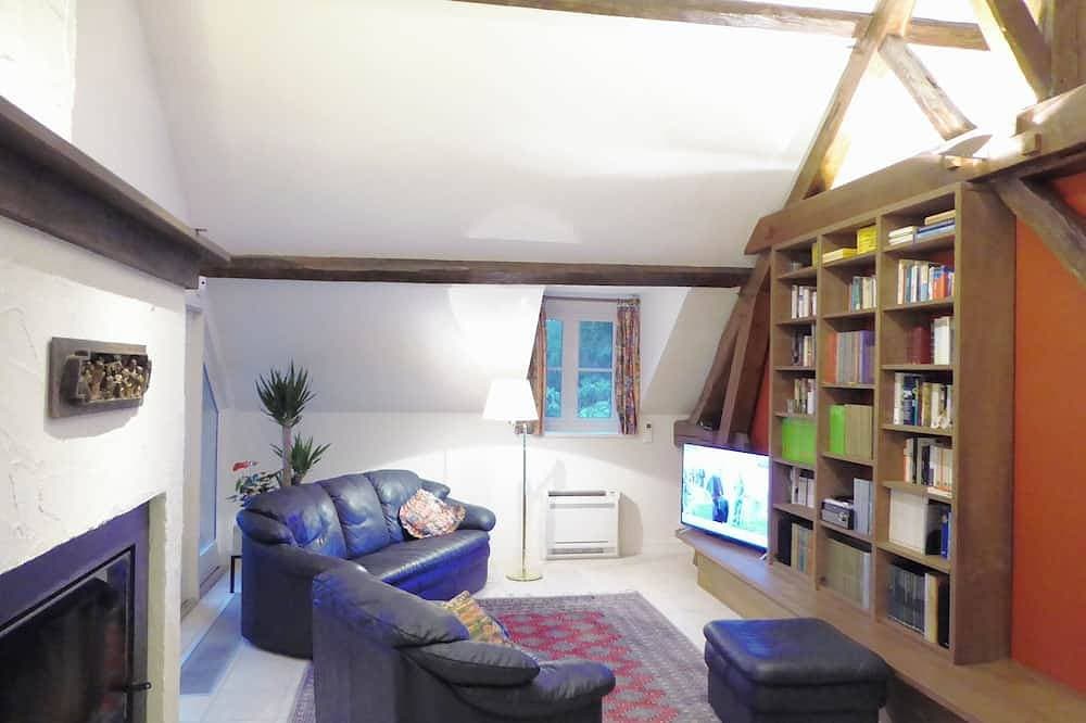 Foto 6 von 30: Burgund Ferienwohnung  Physalis mit Balkon Nähe Beaune, Dijon Dole,  ruhige Lage