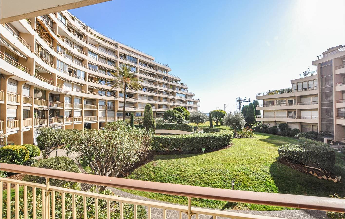 Foto 2 von 20: Appartement am Strand mit Garage und Terrasse