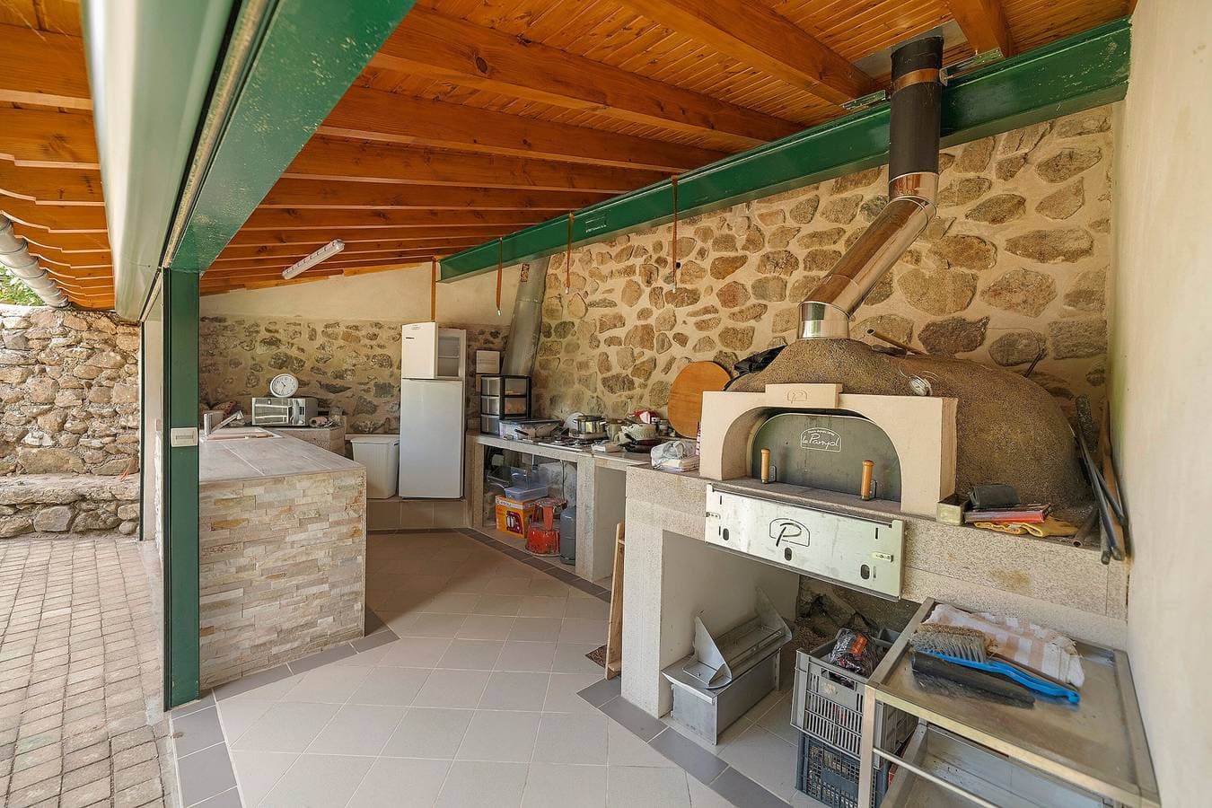Foto 10 von 24: Ferienhaus „Bergerie am Domaine de Cabu“ mit Bergblick, Gemeinschaftspool und WLAN