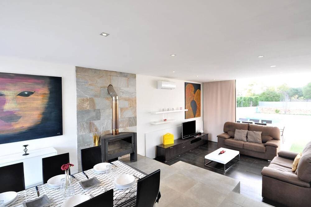 Foto 8 von 30: Moderna Villa cerca del golf y con piscina privada, ideal para familias - ofert