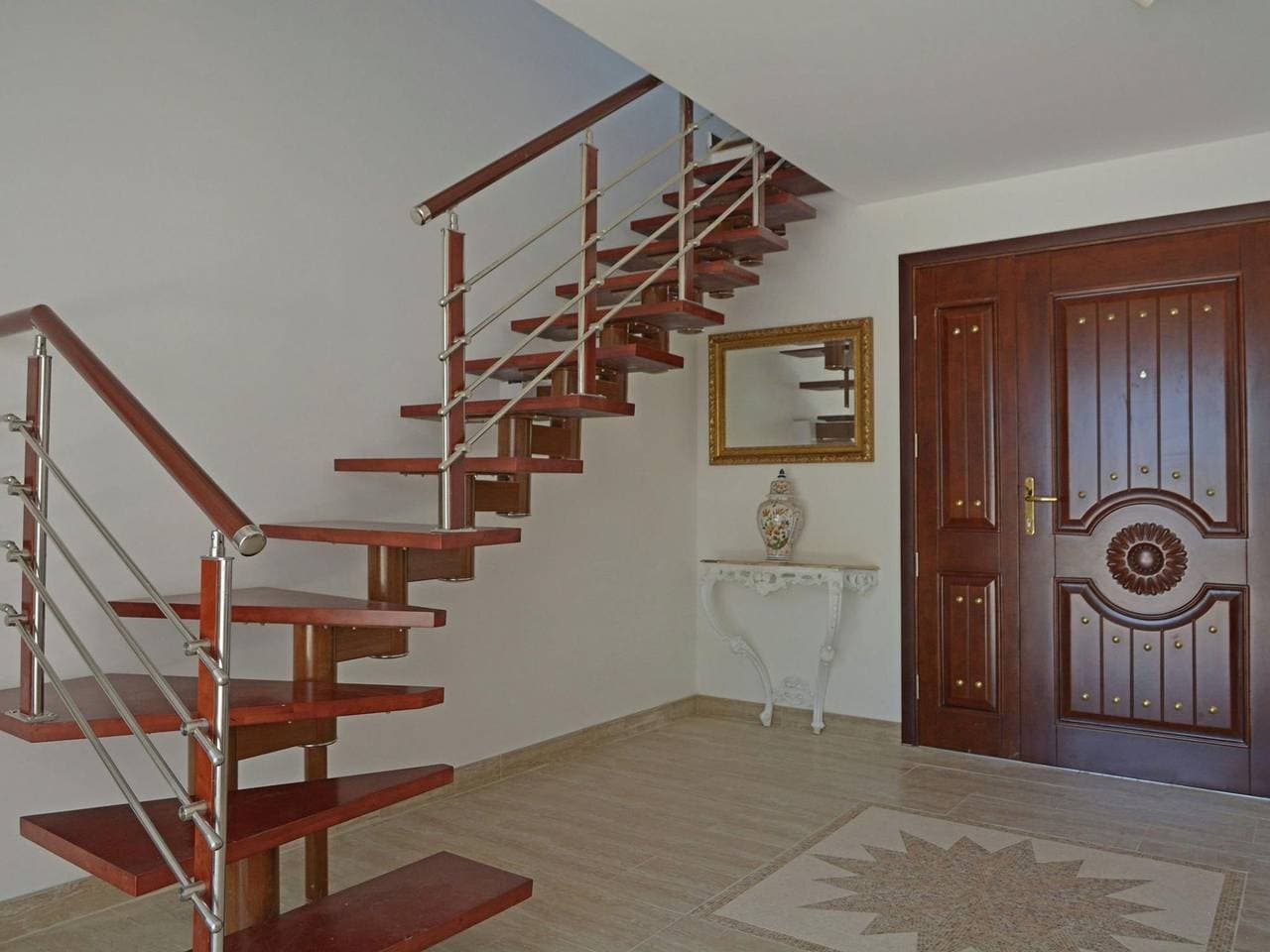 Foto 8 von 38: Villa für 6 Personen mit Garten