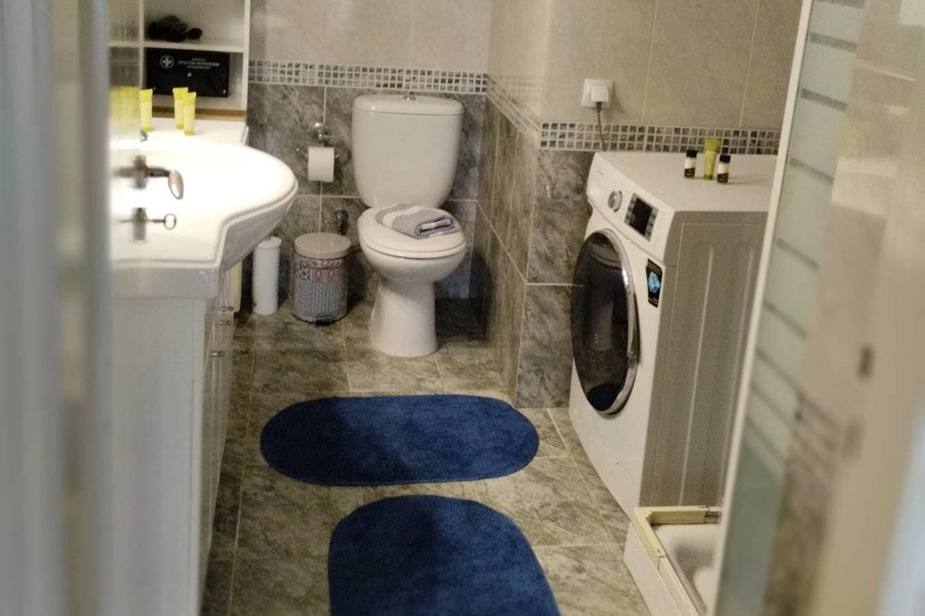 Foto 4 von 33: Ferienwohnung für 6 Personen mit Meerblick