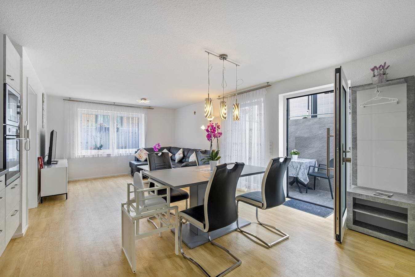Foto 4 von 22: Apartment "Dußlingen" im Neubau mit privater Terrasse und WLAN