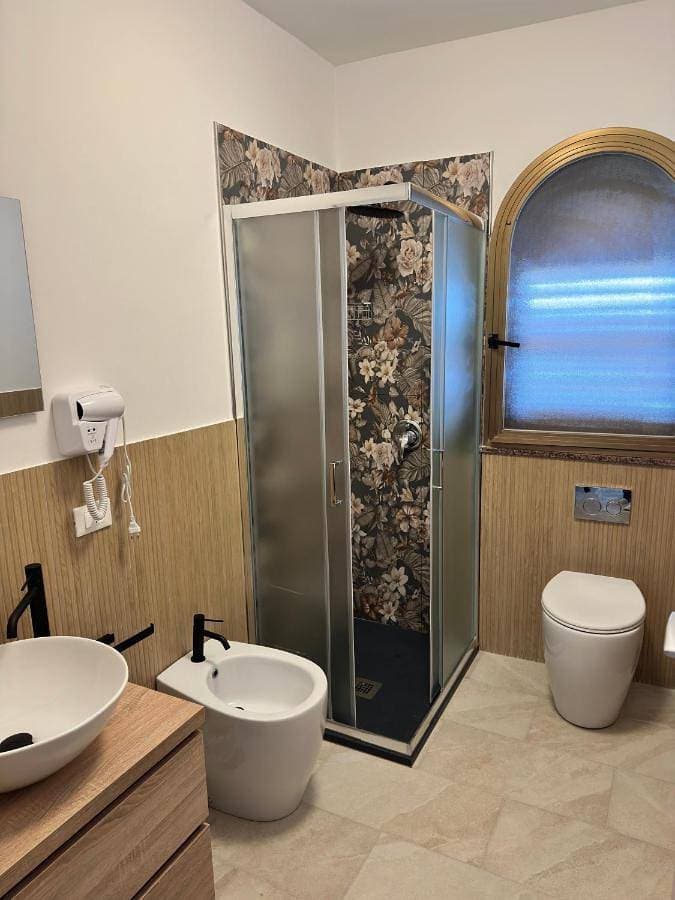 Foto 4 von 36: Classic Quadruple Room