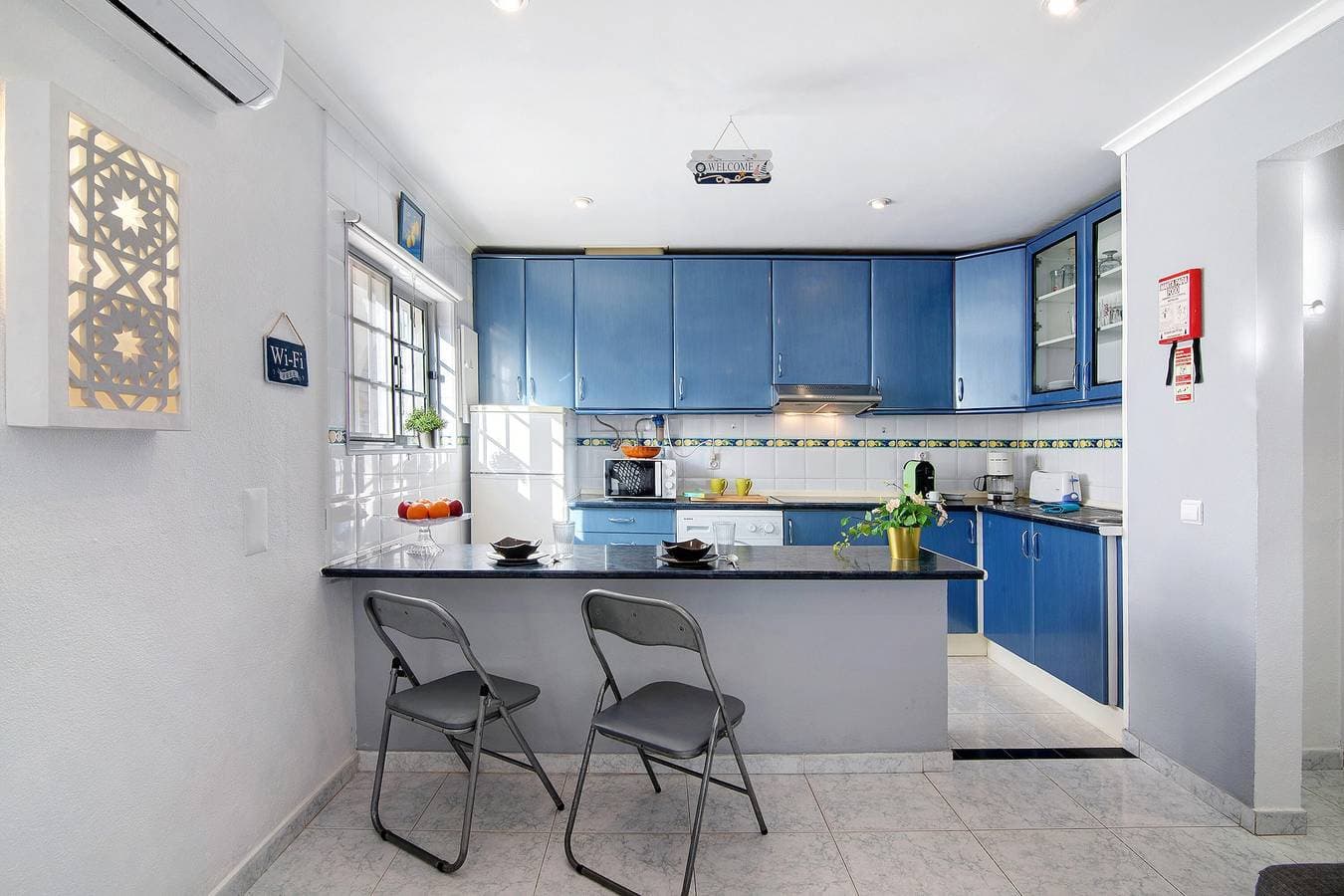Foto 8 von 23: Ferienwohnung 'Zitronen' mit privater Terrasse, WLAN und Klimaanlage