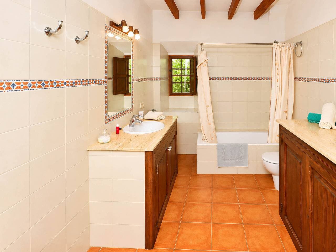 Foto 13 von 26: Schöne Villa mit Privatpool und Garten in Es Llombards