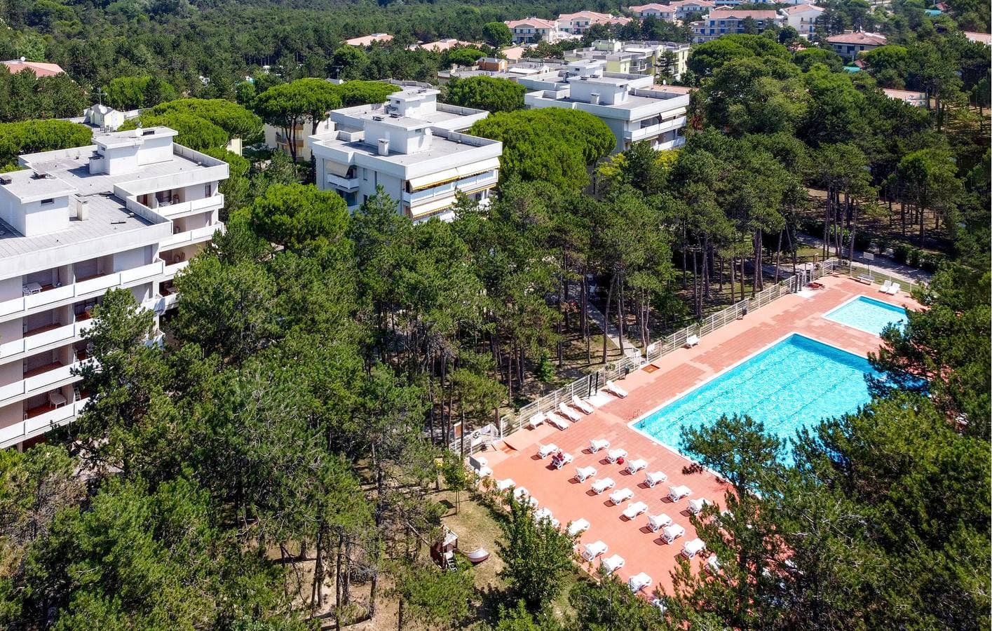 Rückzugsort am Strand mit Pool, Terrasse & AC - 600m zum Strand 1