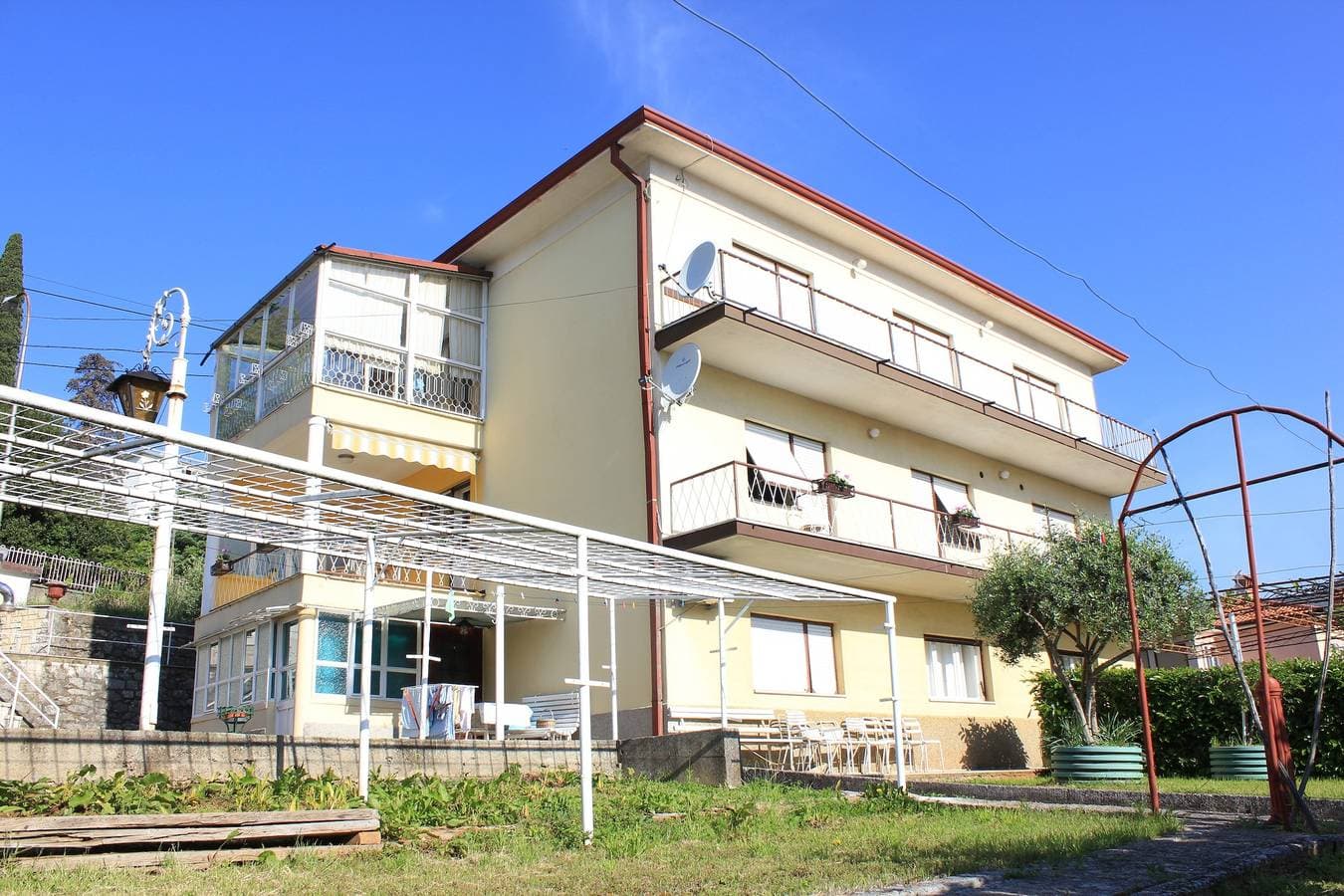 Foto 4 von 21: 2-Zimmer-Ferienwohnung mit Terrasse und Meerblick Lovran, Opatija A-7705-a