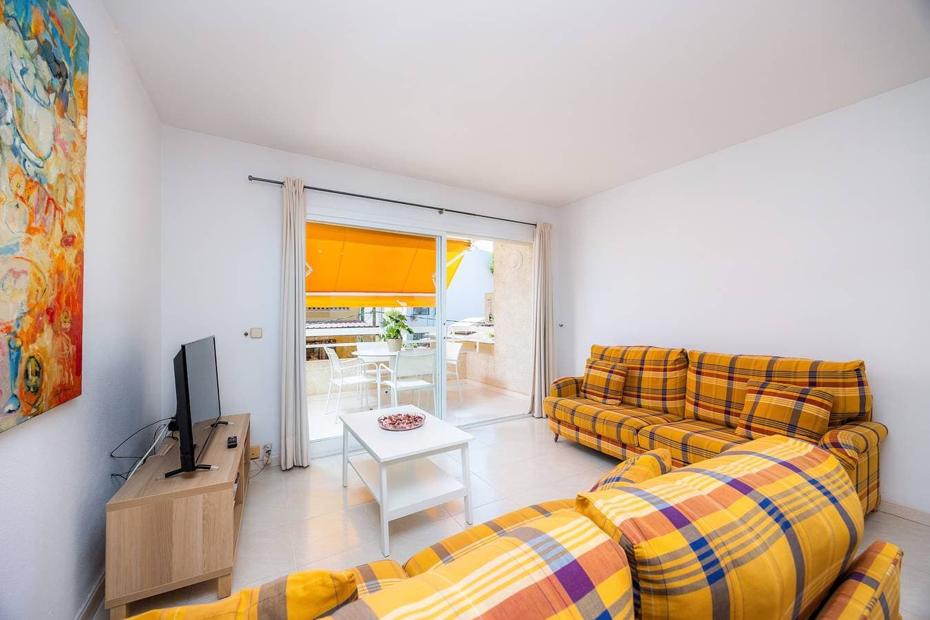 Foto 5 von 30: Strandnahes Apartment Marbi mit Balkon, Terrasse und WLAN; Garage vorhanden