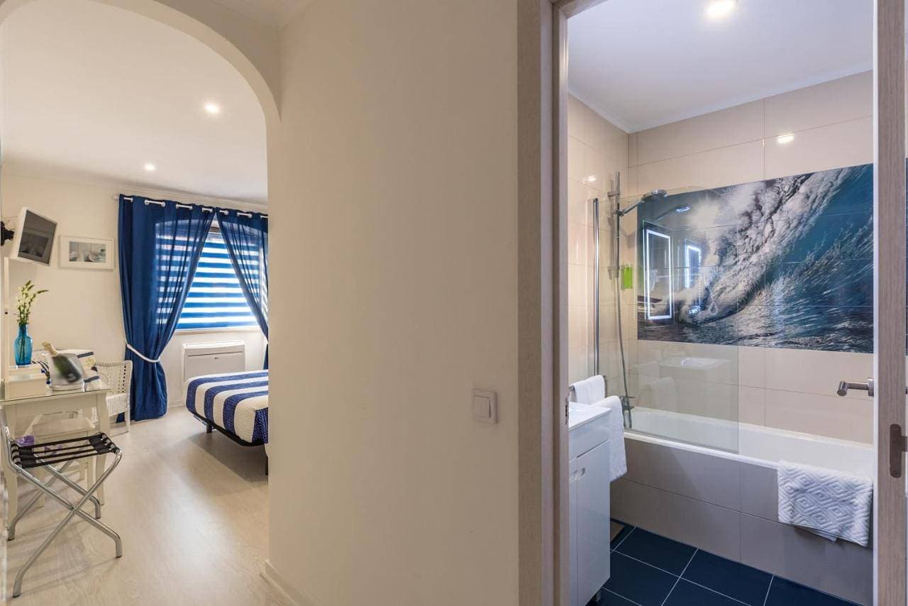 Foto 5 von 6: Double Room with Private Bathroom
