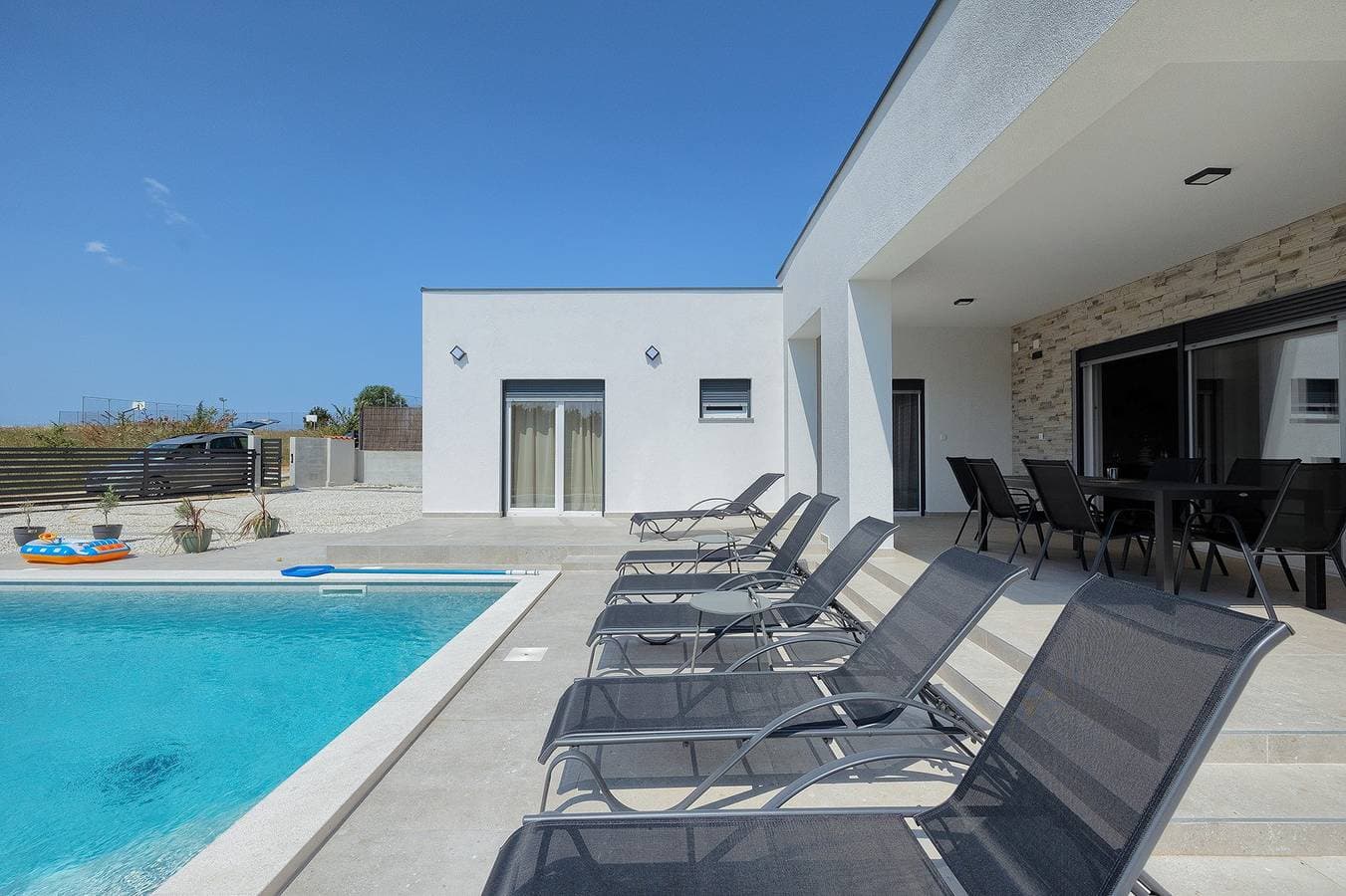 Foto 6 von 43: Villa Leny mit Pool und Grill